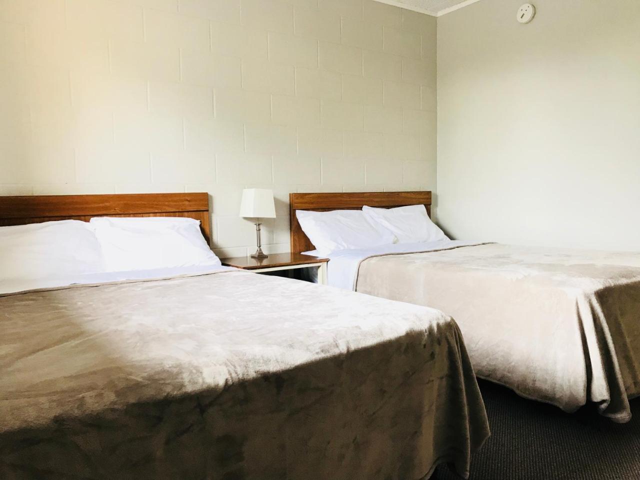 Manitou Motor Inn المظهر الخارجي الصورة
